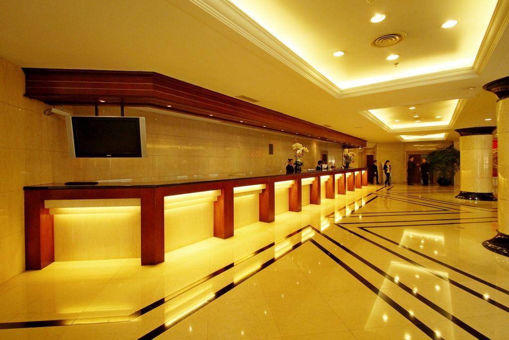 Best Western New Century Hotel Shanghai Exterior photo